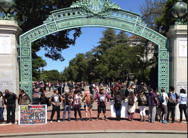 UC Berkeley A14 march
