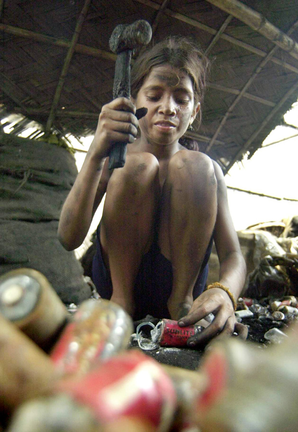 Child laborer in Dhaka, Bangladesh