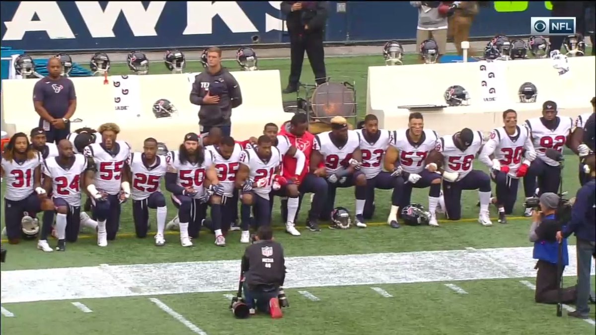 Houston Texans Respond to Owner, Kneel During Anthem